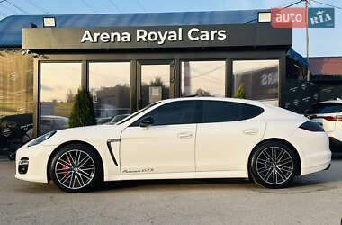 Фастбэк Porsche Panamera 2010 в 