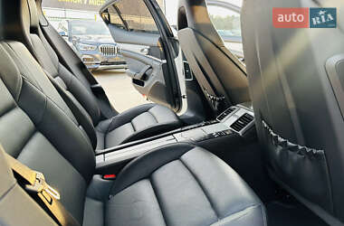 Фастбэк Porsche Panamera 2010 в 