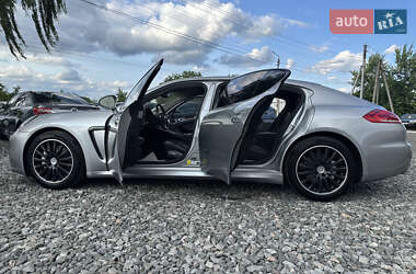 Фастбэк Porsche Panamera 2013 в 