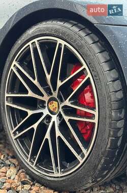 Фастбэк Porsche Panamera 2011 в 