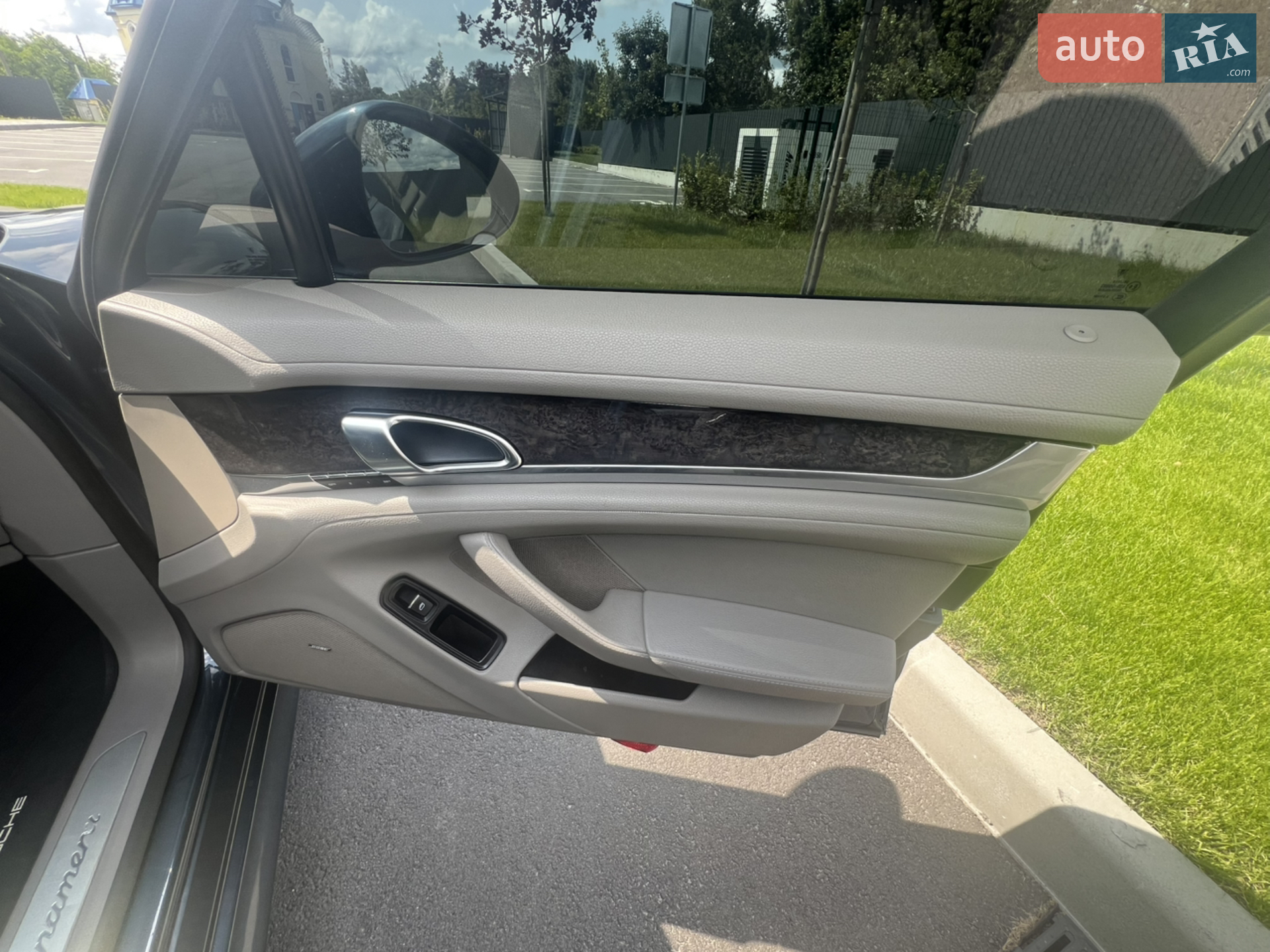 2012 Porsche Panamera - мініатюра 8