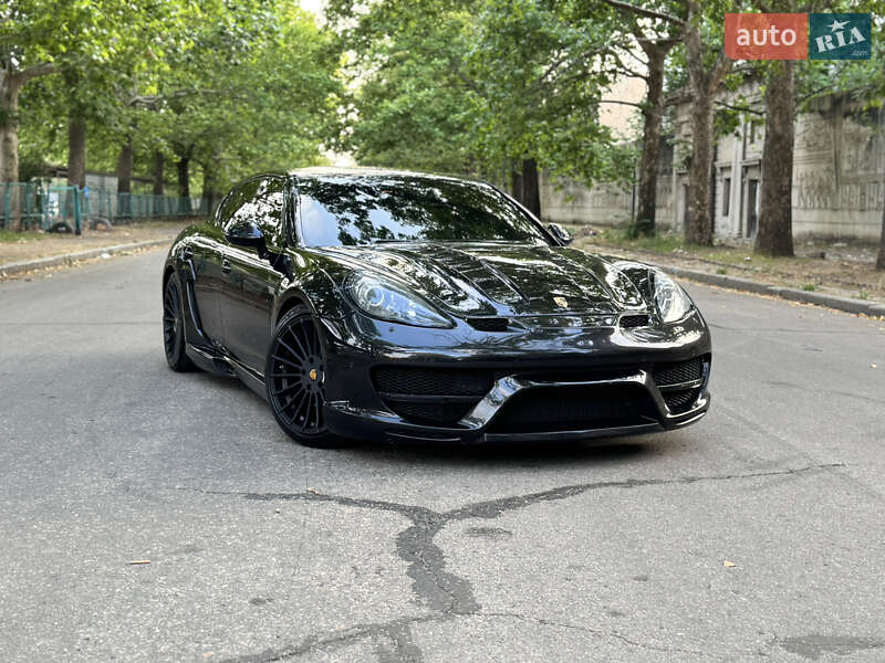 Фастбек Porsche Panamera 2011 в Миколаєві