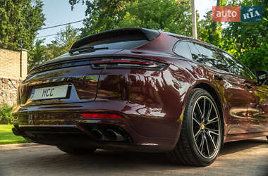 Универсал Porsche Panamera 2018 в 
