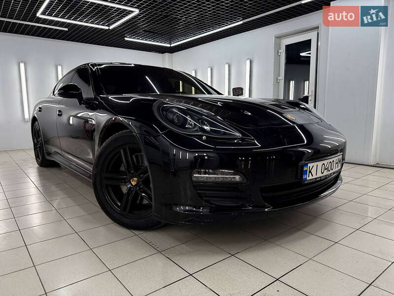 Porsche Panamera 2011