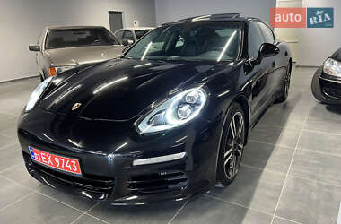 Фастбэк Porsche Panamera 2016 в Умани