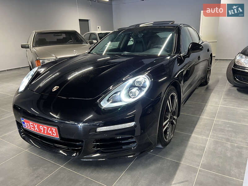 Фастбэк Porsche Panamera 2016 в 