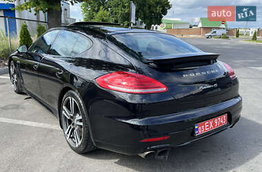 Фастбэк Porsche Panamera 2016 в 