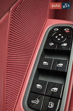 Фастбэк Porsche Panamera 2018 в 