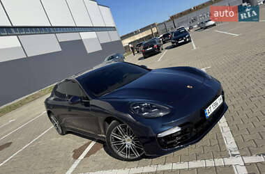 Фастбек Porsche Panamera 2014 в Івано-Франківську