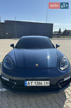 Фастбэк Porsche Panamera 2014 в Ивано-Франковске