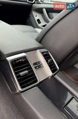 Фастбэк Porsche Panamera 2011 в 