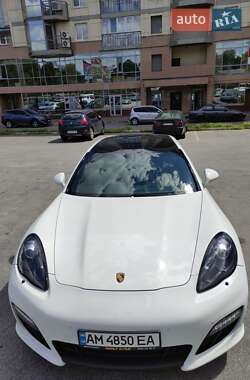 Фастбек Porsche Panamera 2011 в 
