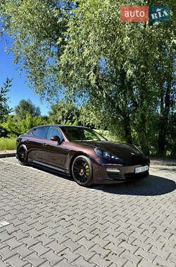 Фастбек Porsche Panamera 2010 в Хмельницькому