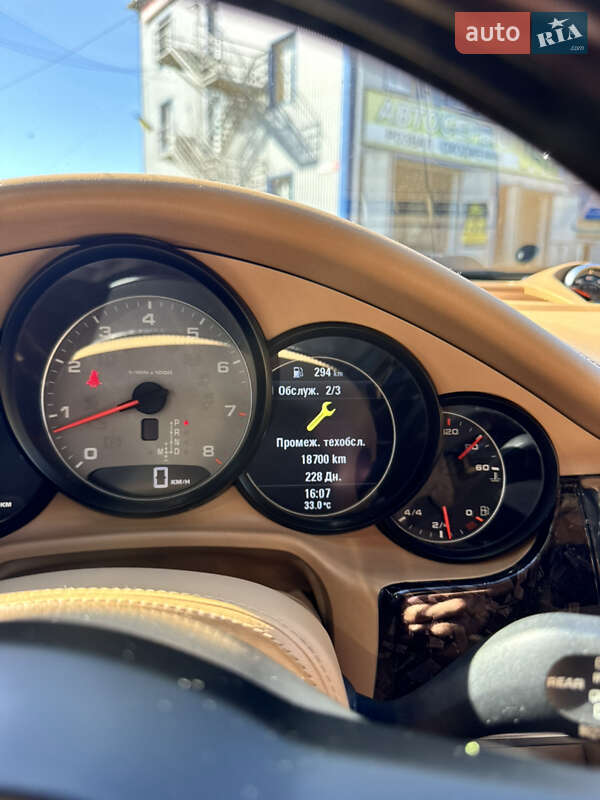 Фастбек Porsche Panamera 2010 в Хмельницькому