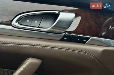 Фастбэк Porsche Panamera 2016 в 