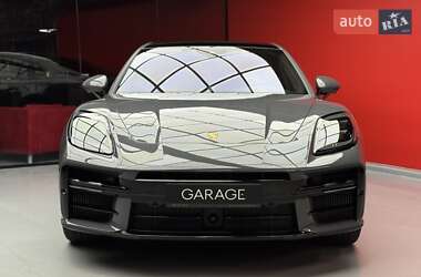 Фастбэк Porsche Panamera 2025 в 