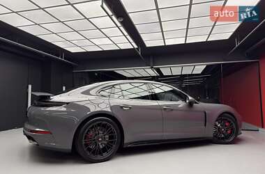 Фастбэк Porsche Panamera 2025 в 