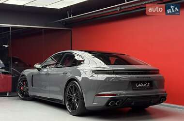 Фастбэк Porsche Panamera 2025 в 