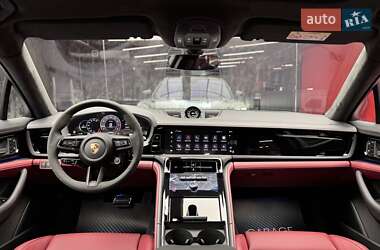 Фастбэк Porsche Panamera 2025 в 