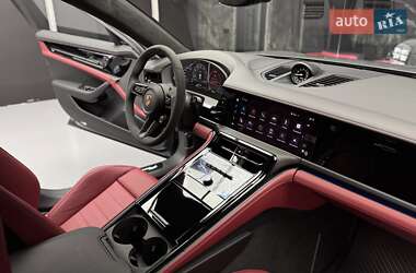 Фастбэк Porsche Panamera 2025 в 