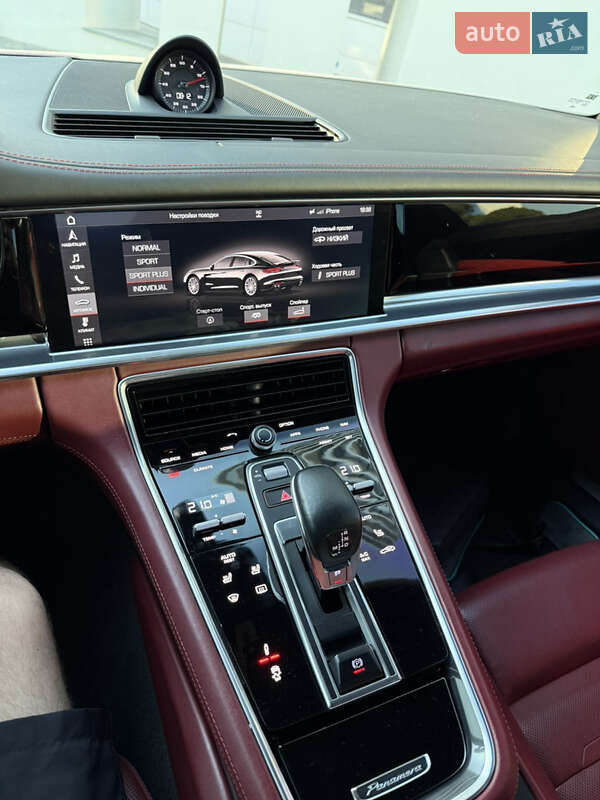 Фастбэк Porsche Panamera 2017 в Одессе