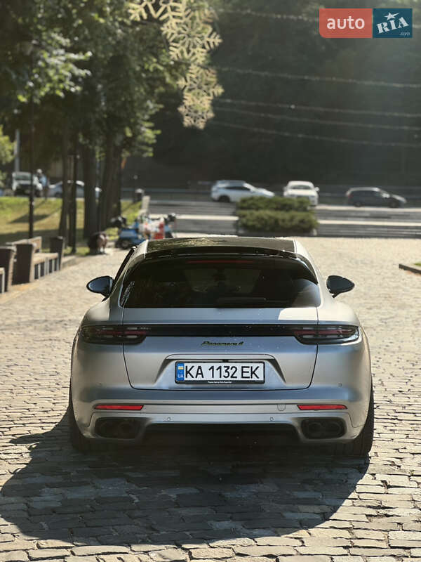 Универсал Porsche Panamera 2018 в Киеве