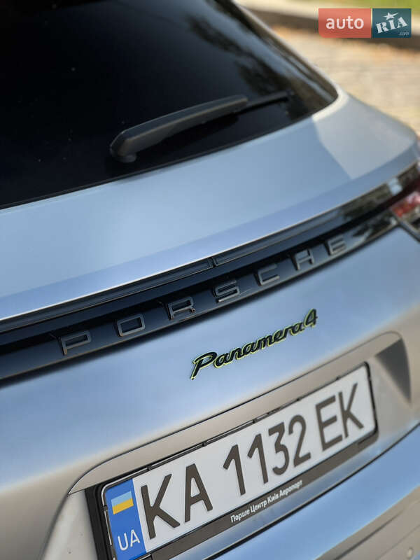 Универсал Porsche Panamera 2018 в Киеве