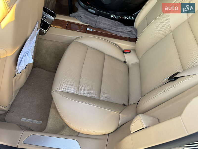 Фастбэк Porsche Panamera 2013 в Киеве