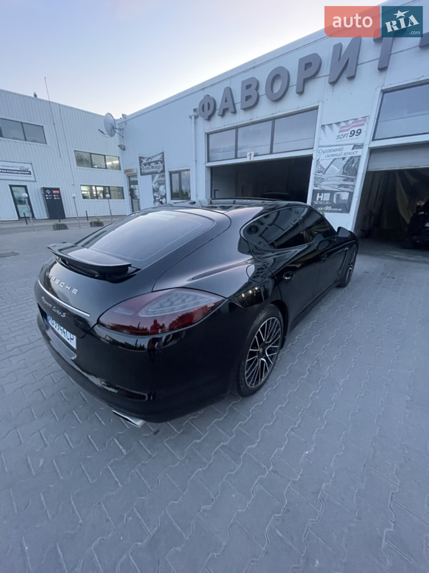 2011 Porsche Panamera - мініатюра 8