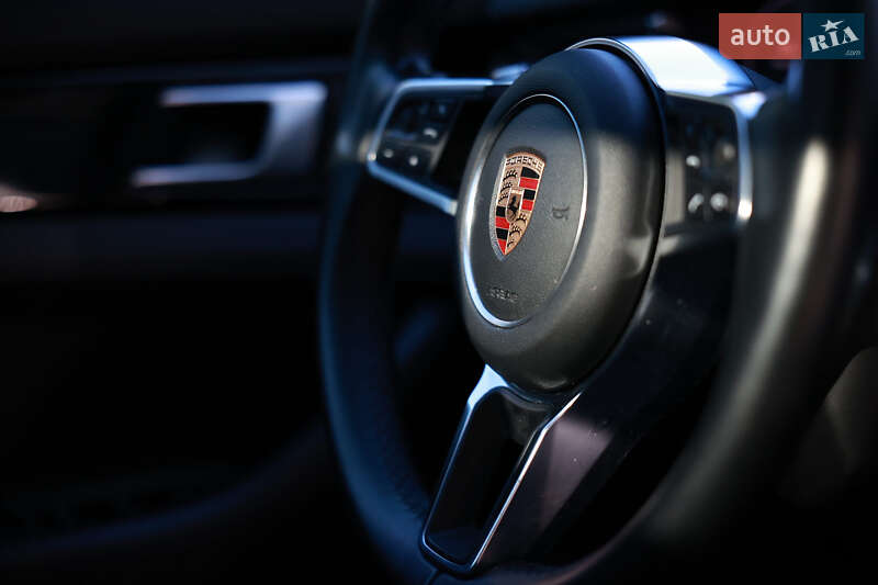 Фастбэк Porsche Panamera 2019 в Хмельницком фото 16 Фастбэк Porsche Panamera 2019 в Хмельницком