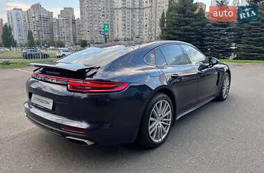 Фастбек Porsche Panamera 2018 в Києві