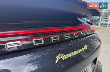 Фастбек Porsche Panamera 2018 в Києві