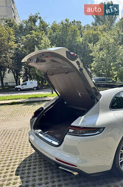 Универсал Porsche Panamera 2020 в 