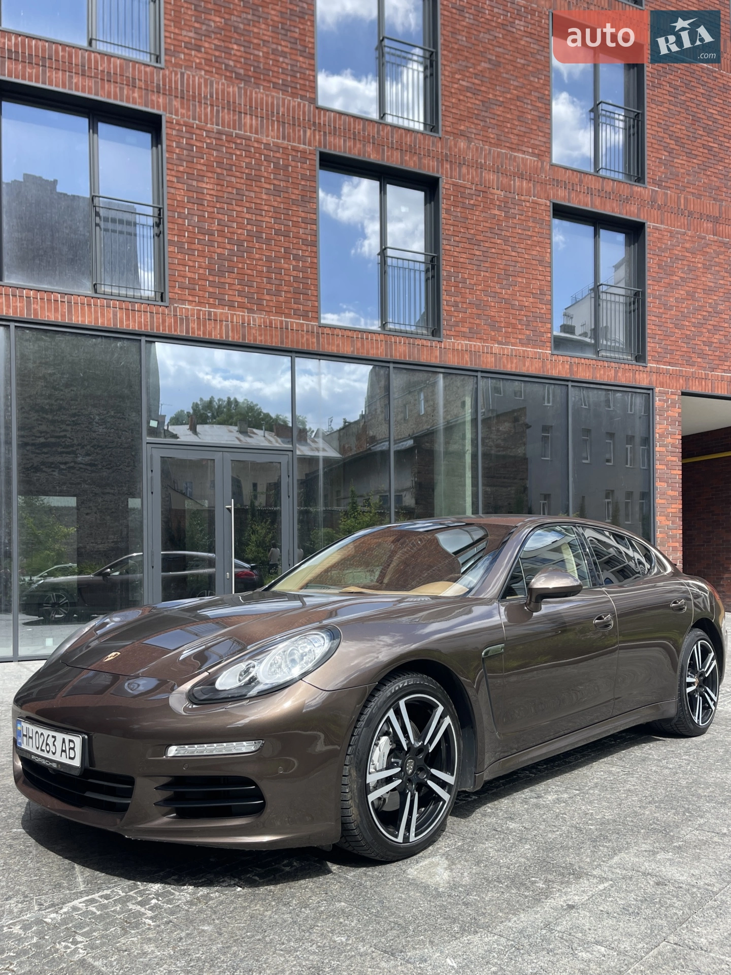 2013 Porsche Panamera - мініатюра 2