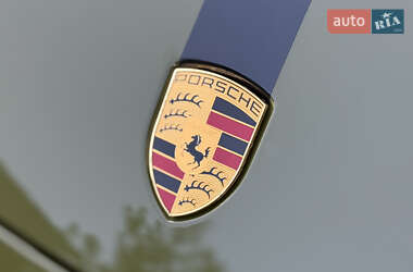 Фастбэк Porsche Panamera 2021 в 