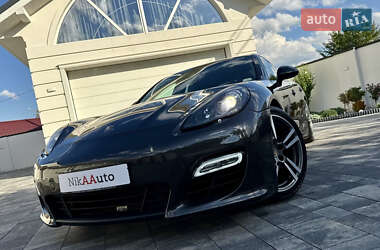 Фастбэк Porsche Panamera 2011 в Ивано-Франковске
