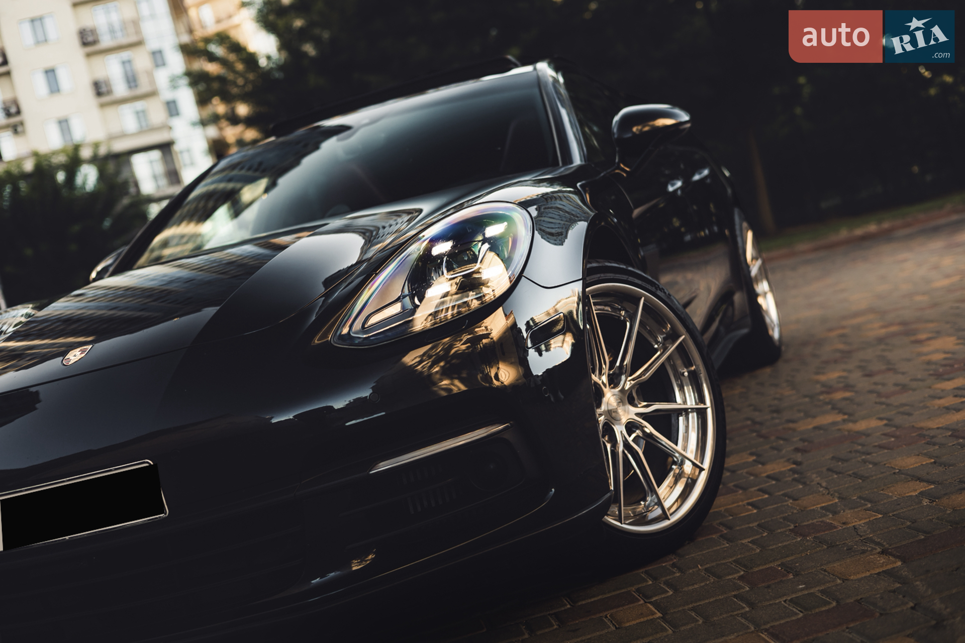 2017 Porsche Panamera - мініатюра 2