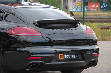 Фастбек Porsche Panamera 2014 в Одесі