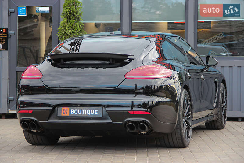 Фастбэк Porsche Panamera 2014 в Одессе