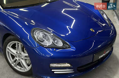Фастбэк Porsche Panamera 2010 в 