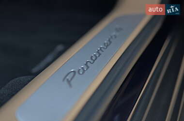 Фастбэк Porsche Panamera 2019 в 
