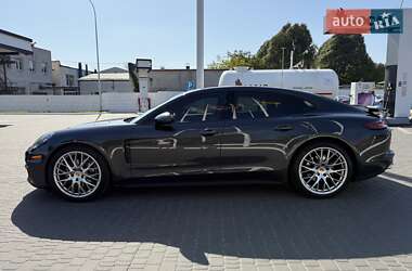 Фастбэк Porsche Panamera 2018 в 