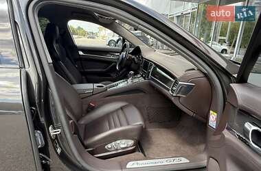 Фастбэк Porsche Panamera 2013 в 