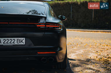 Фастбэк Porsche Panamera 2020 в 