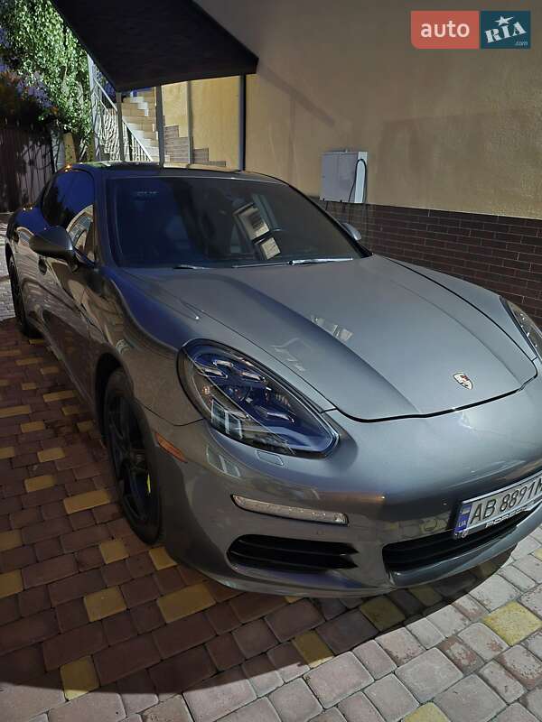 Фастбэк Porsche Panamera 2015 в Виннице фото 4 Фастбэк Porsche Panamera 2015 в Виннице