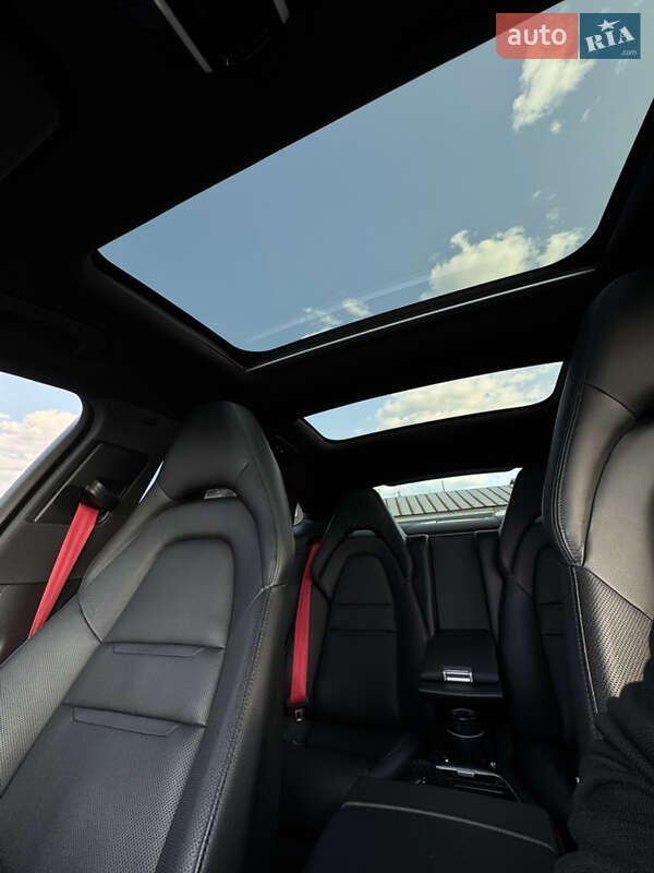 Універсал Porsche Panamera 2019 в Києві