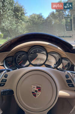 Фастбэк Porsche Panamera 2012 в 