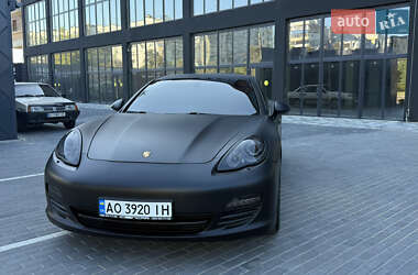 Фастбэк Porsche Panamera 2011 в Полтаве