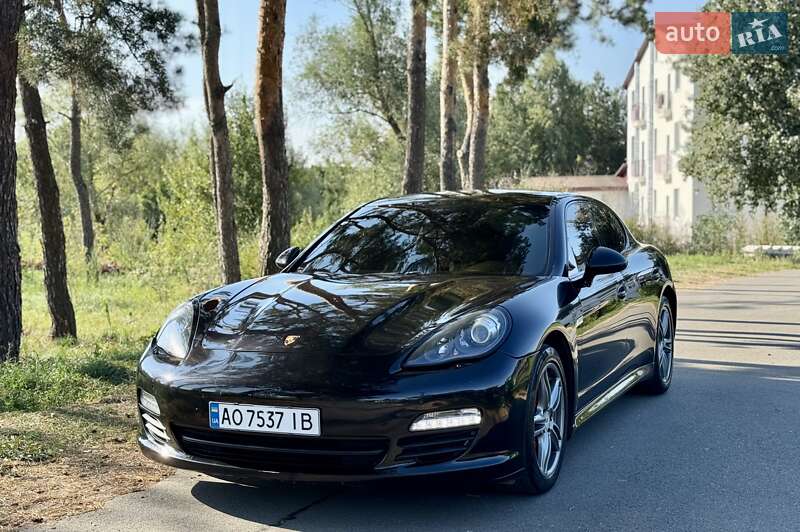 Porsche Panamera 2012