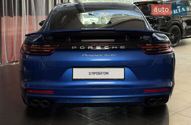 Фастбэк Porsche Panamera 2018 в 